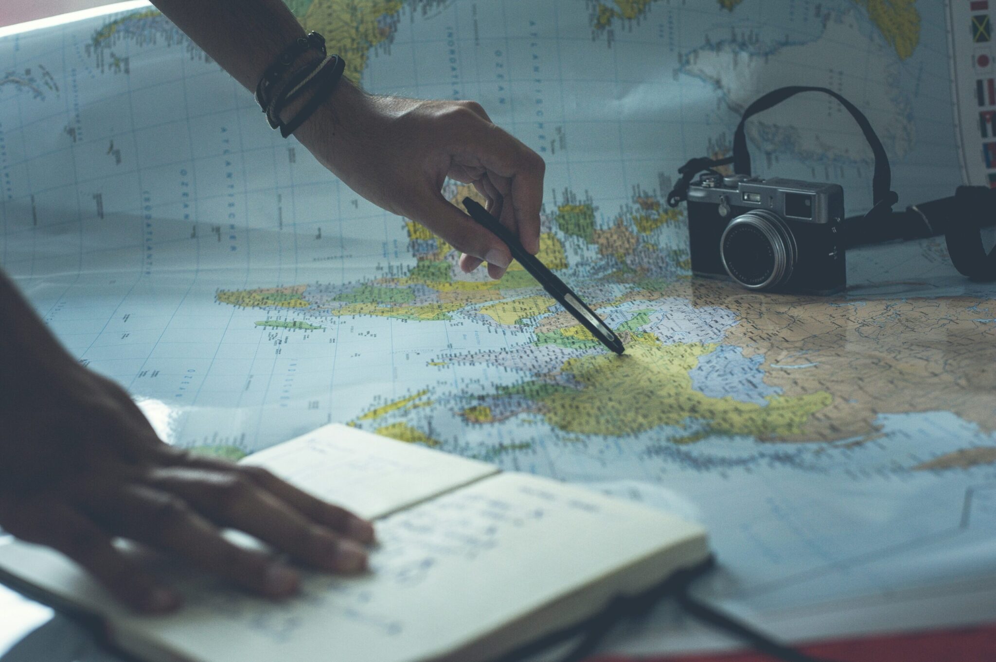 What Are Escorted Tours and Their Benefits? A Guide to Stress-Free ...